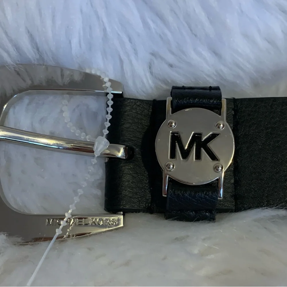 MICHAEL KORS black Genuine leather ladies belt withMK monogram Size Med NWOT